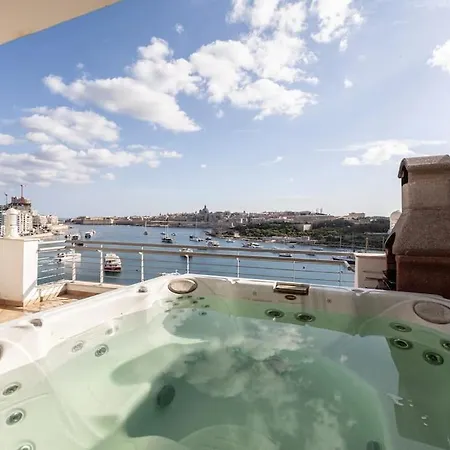 Apartment Luxury Apt With Hot Tub & Bbq With Valletta Views By 360 Estates *