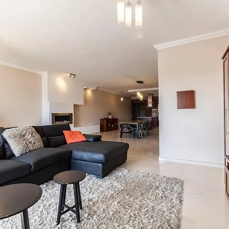 Luxury Apt With Hot Tub & Bbq With Valletta Views By 360 Estates アパート スリーマ