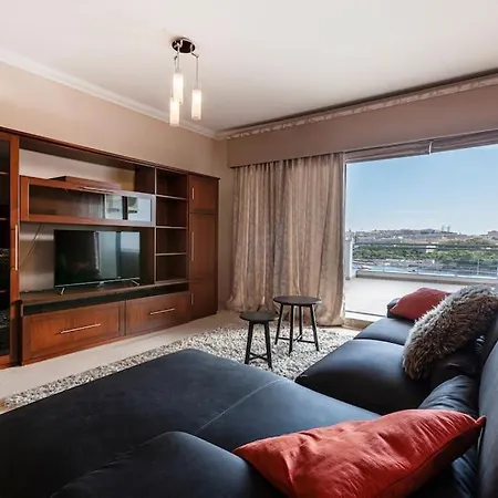 Luxury Apt With Hot Tub & Bbq With Valletta Views By 360 Estates 公寓