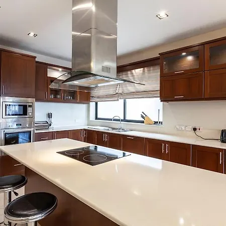 Luxury Apt With Hot Tub & Bbq With Valletta Views By 360 Estates スリーマ